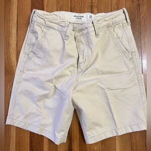 Abercrombie & Fitch Men's Cream Flat Front Shorts, 100% cotton